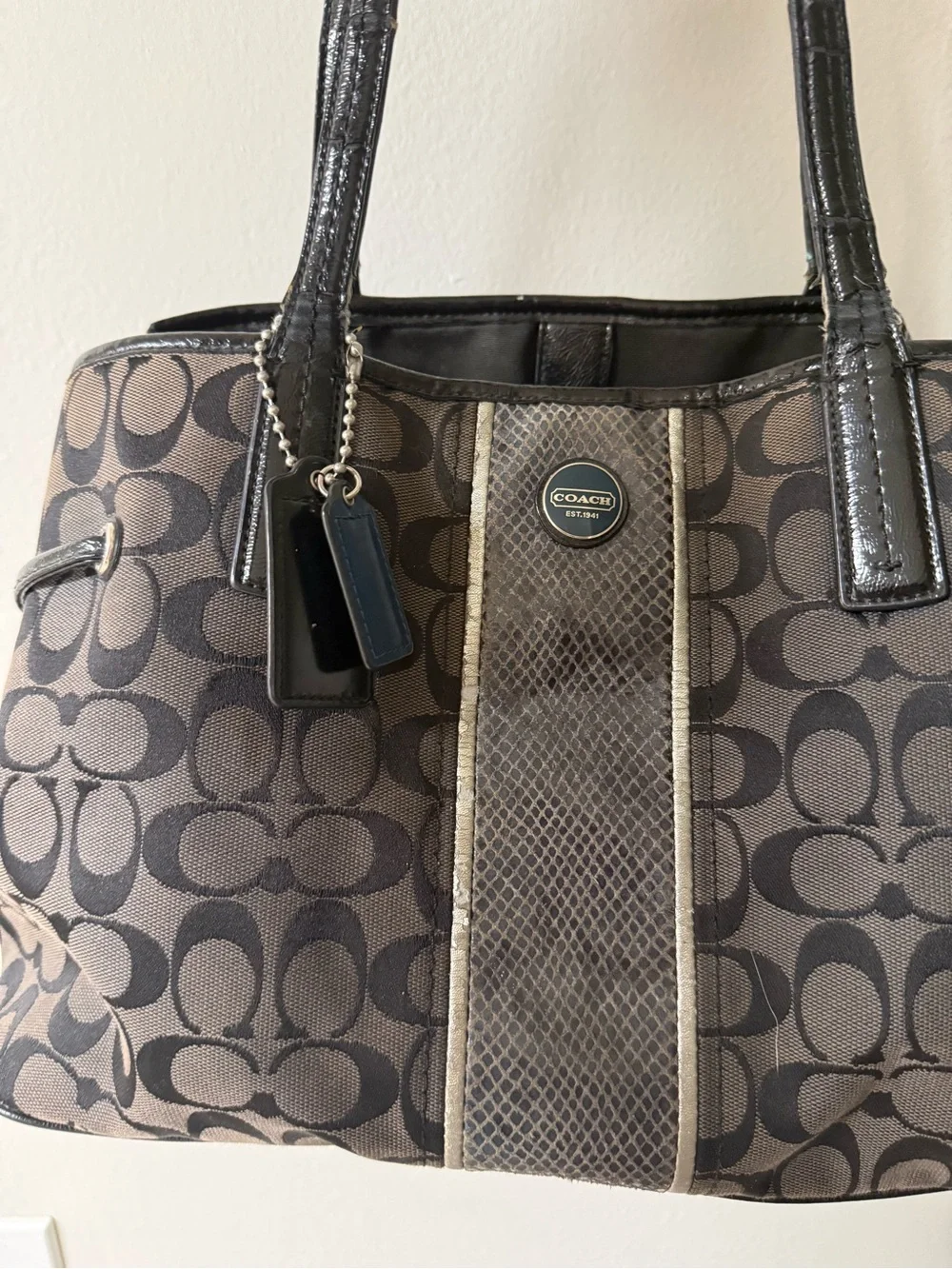 Coach shoulder bag